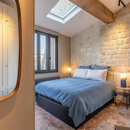 Lovely Penthouse With Terrasse Paris